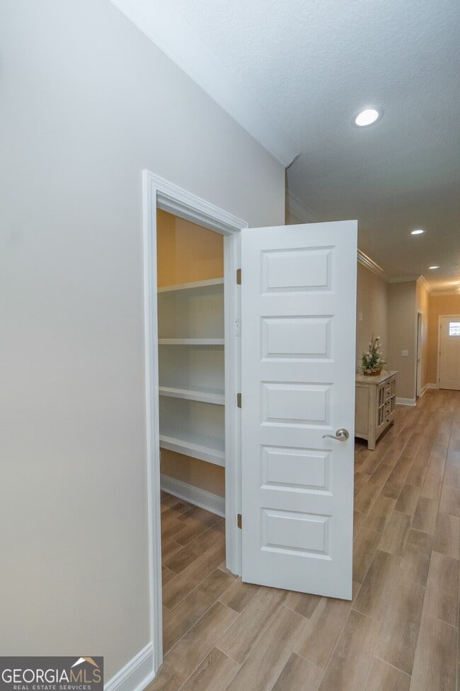 Building Photo - 191 Ryan Nicholas Dr