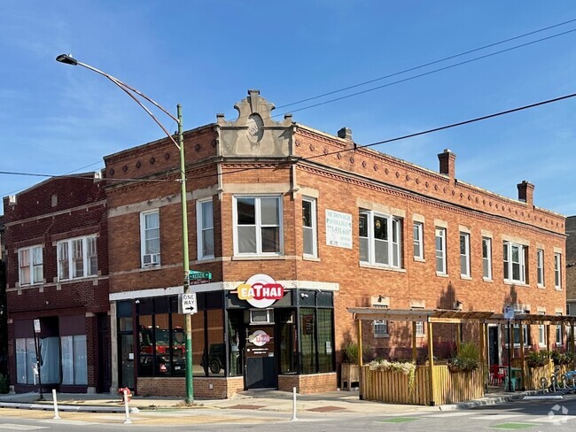Building Photo - 2901 N Kedzie Ave