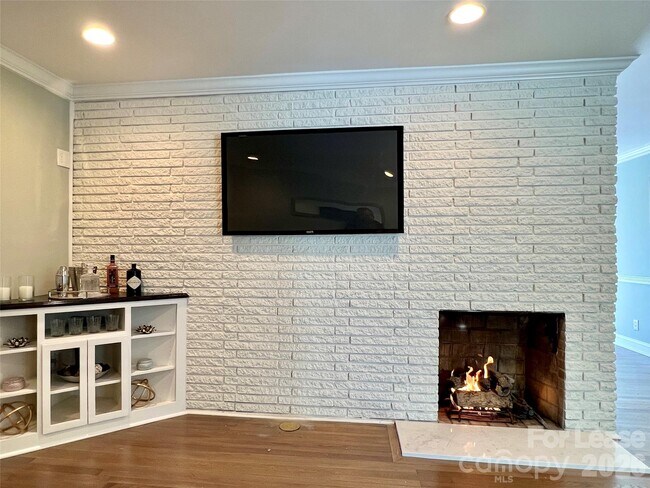 Building Photo - 4227 Murrayhill Rd