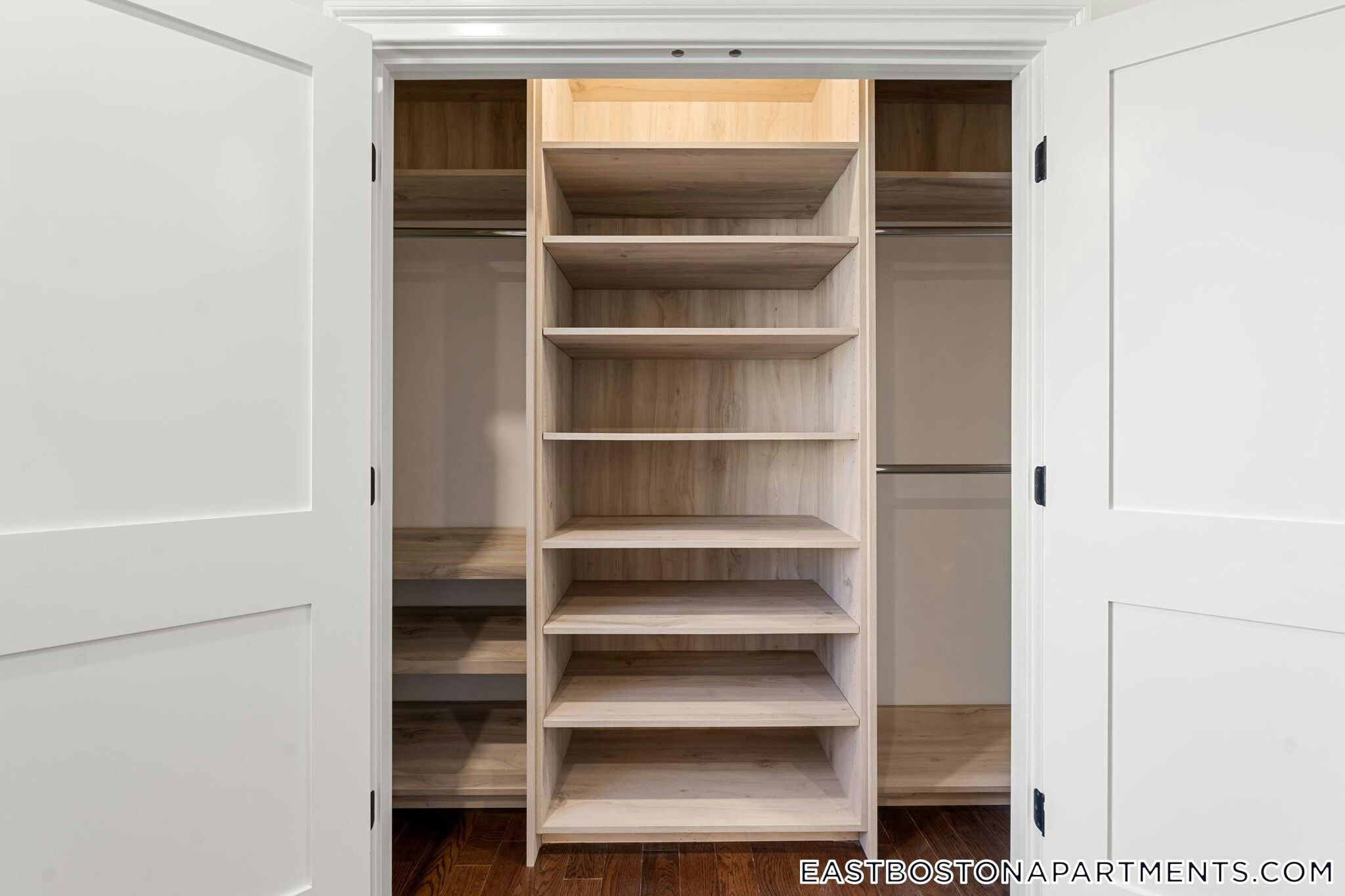 Building Photo - 120 St Andrew Rd