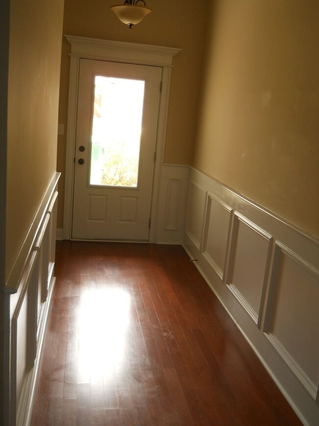 Building Photo - Great home in the city in the Vineyards S/D!