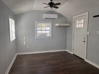 Building Photo - 2015 Hardy St