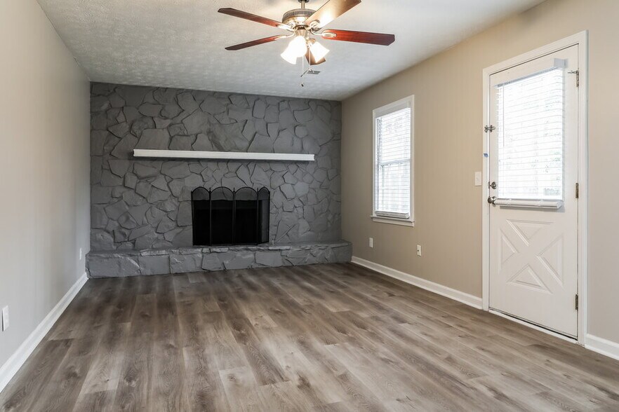 Building Photo - 3112 Dempsey Pl