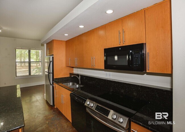 Building Photo - 109 Cody Ln