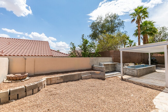 Building Photo - 4105 Demoline Cir