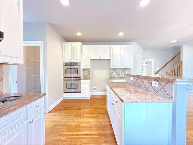 Building Photo - 3500 Millwater Crossing NE