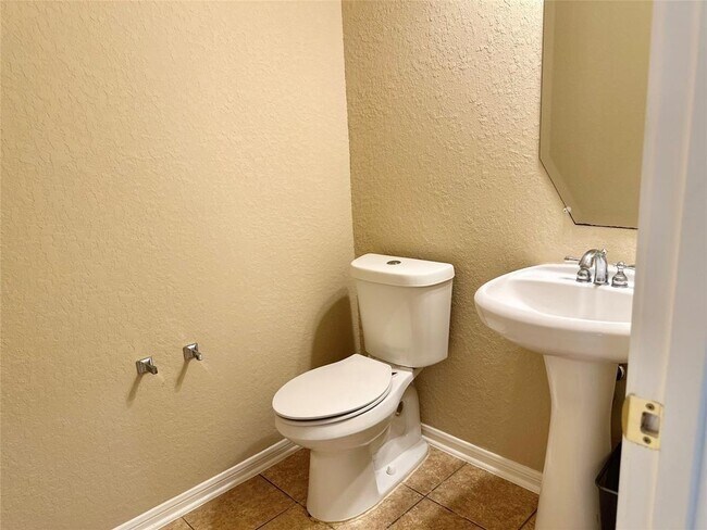 Building Photo - 3723 Tumbling Falls Dr