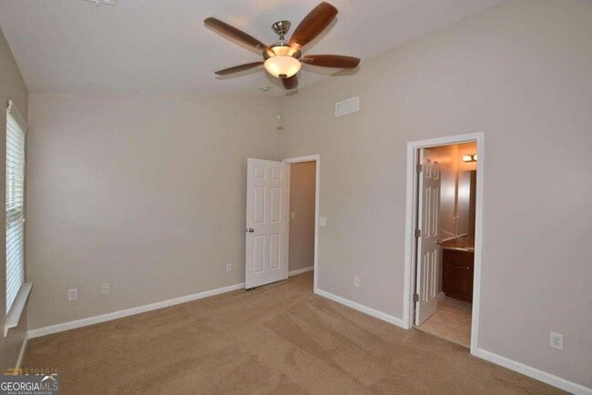 Building Photo - 3019 Liberty Way NW