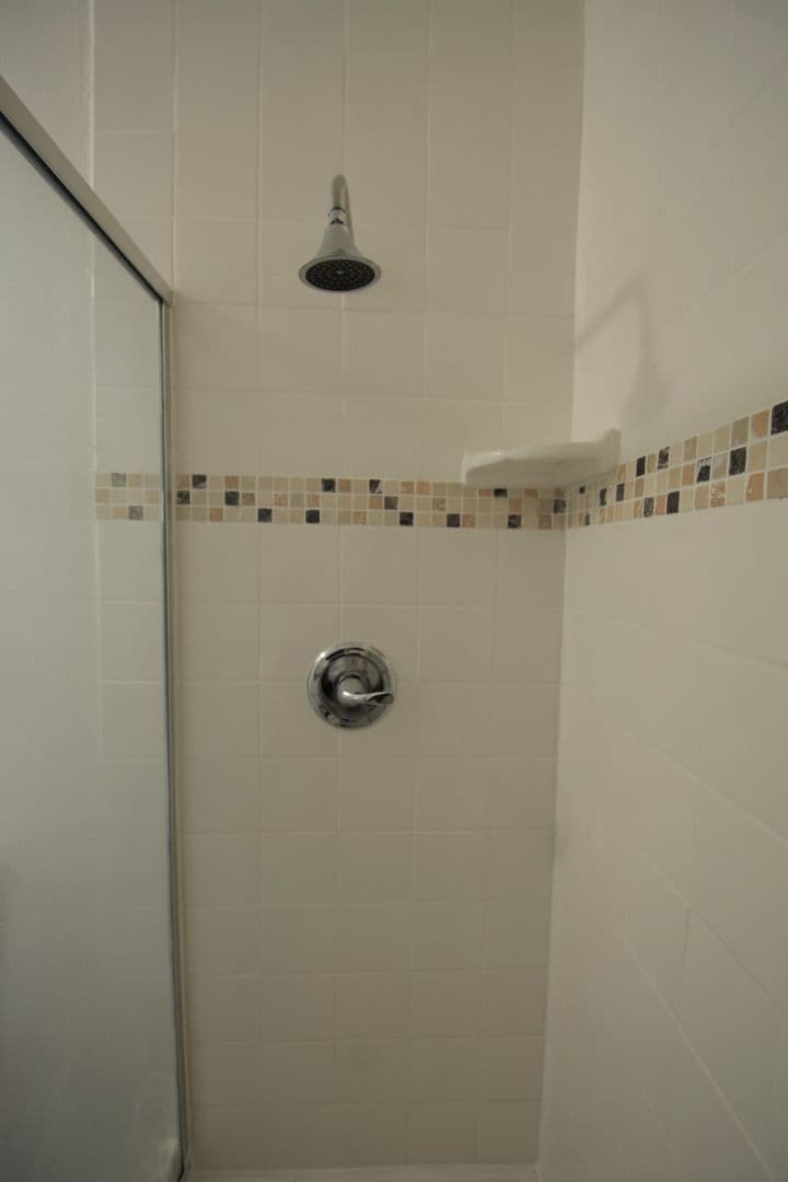 Building Photo - 5321 Agnes Ave