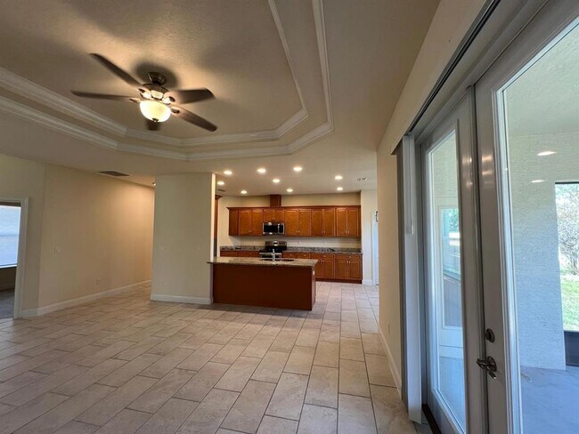 Building Photo - 6 Sea Shark Path