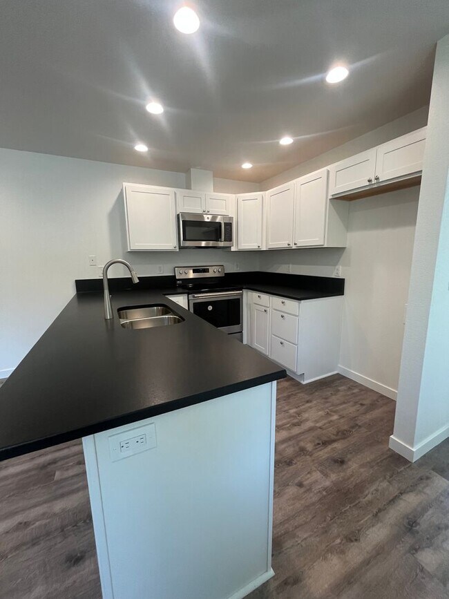 Building Photo - New Construction!! 3-Bedroom 2-Bathroom to...