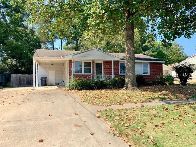 Primary Photo - 1507 Franklin - For RENT!
