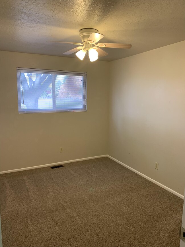Building Photo - 6320 Shandee Dr
