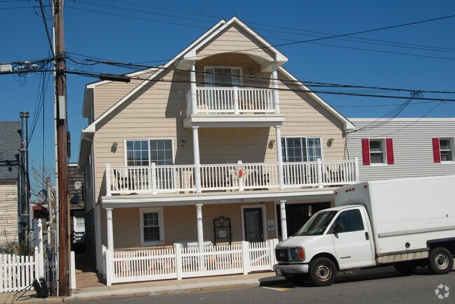 Primary Photo - 34 Fremont Ave