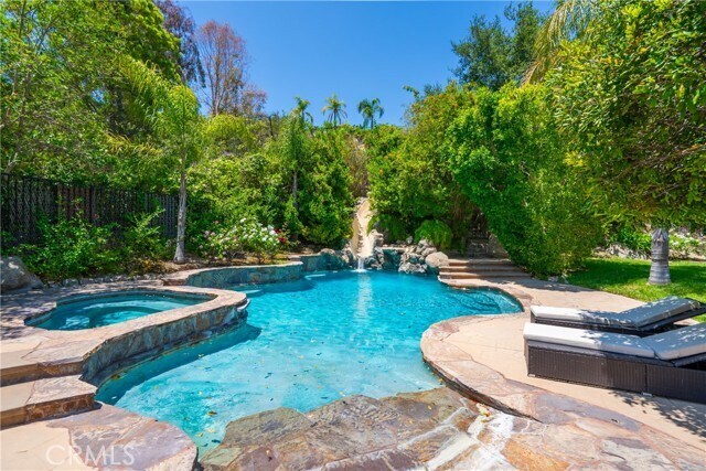 Building Photo - 26743 Mont Calabasas Dr