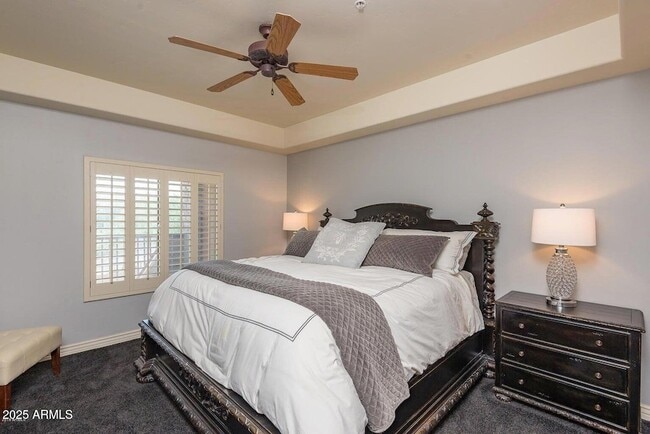 Building Photo - 5450 E Deer Valley Dr