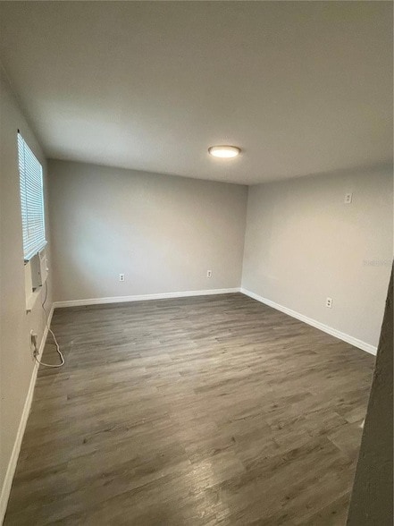 Building Photo - 37412 Carringer Rd