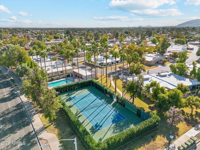 Building Photo - 8882 N 82nd Ln