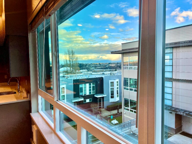 Building Photo - 2330 Yakima Ct