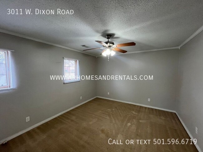 Building Photo - 3011 W Dixon Rd