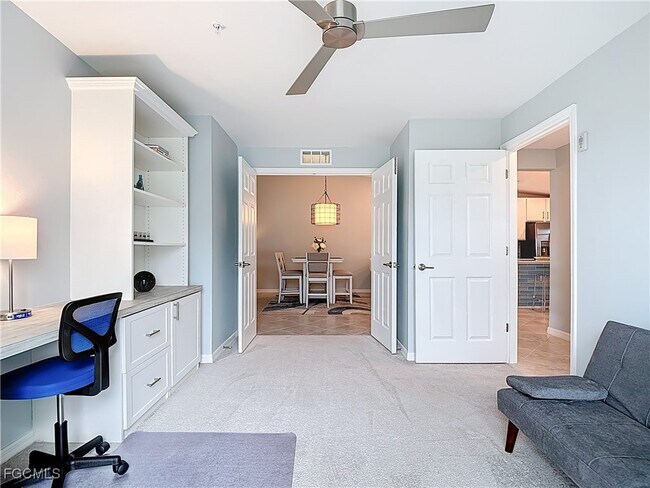 Building Photo - 15960 Grassland Ln