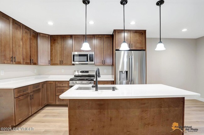 Building Photo - 533 Ashbrook Dr