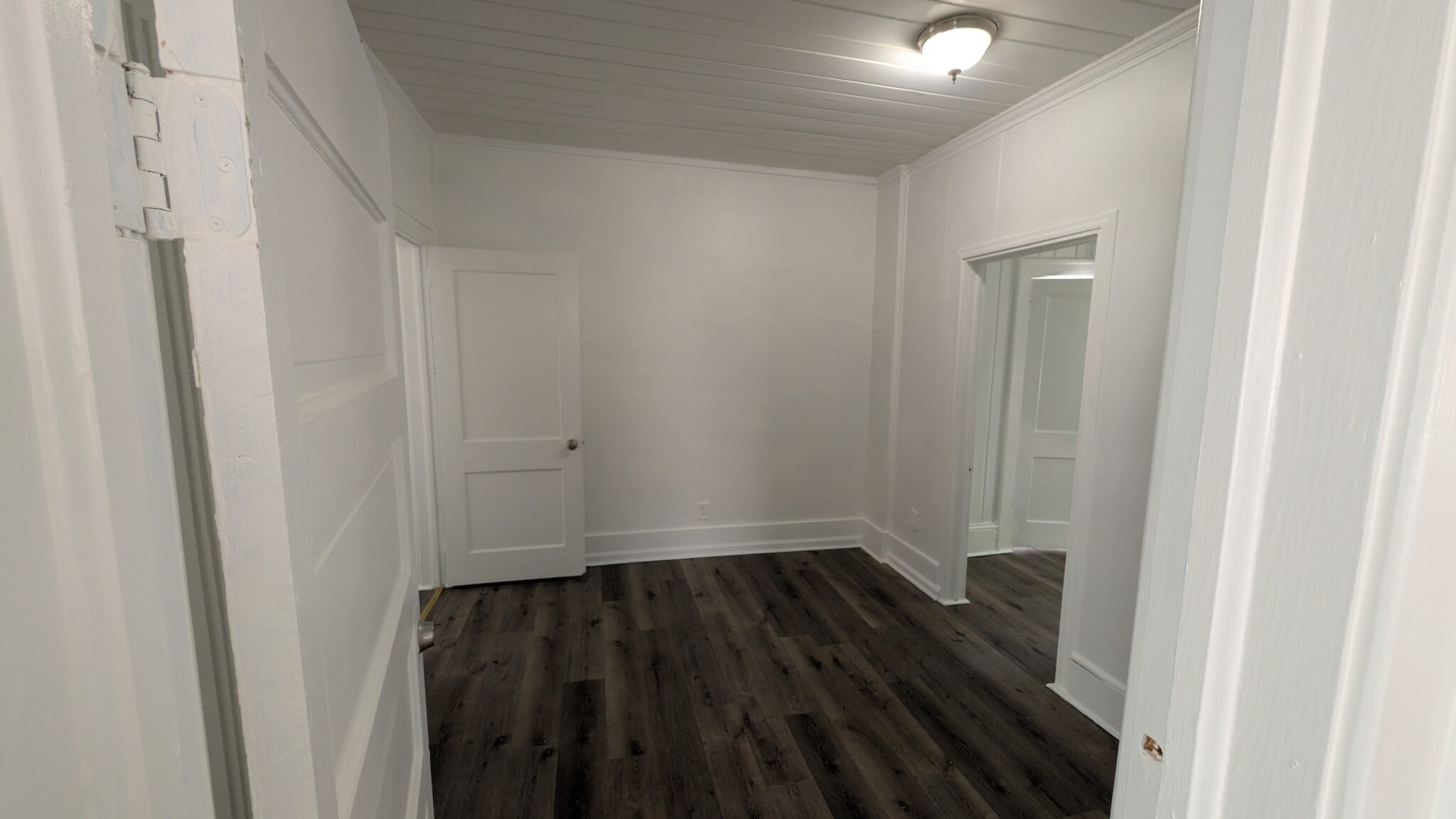 Office - 402 E Mulberry St