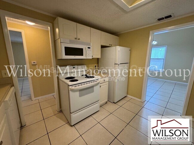 Building Photo - 359 Chaucer Ct