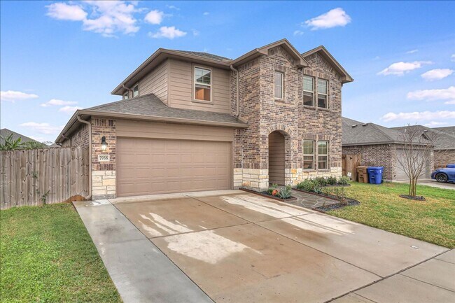 Building Photo - 7938 Fort Griffen Dr