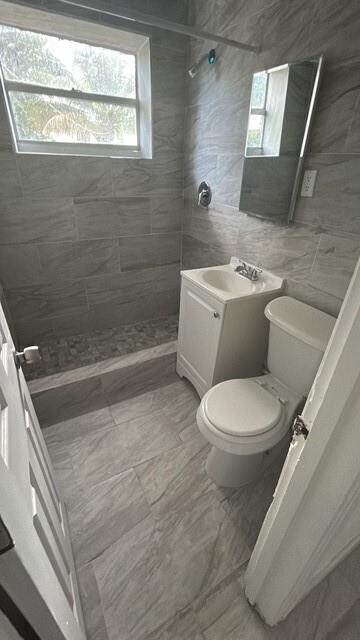 Building Photo - 2522 McKinley St