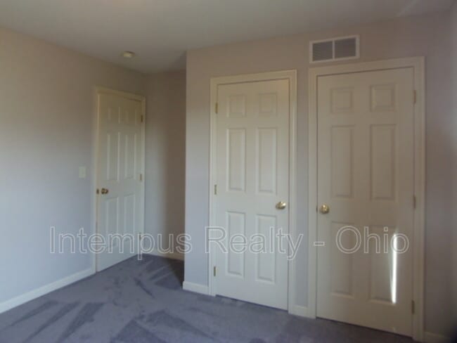 Building Photo - 516 Ironhorse Dr