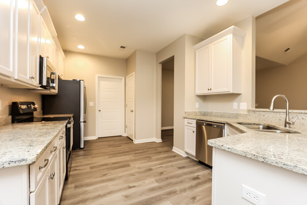 Building Photo - 708 Mitscher Dr