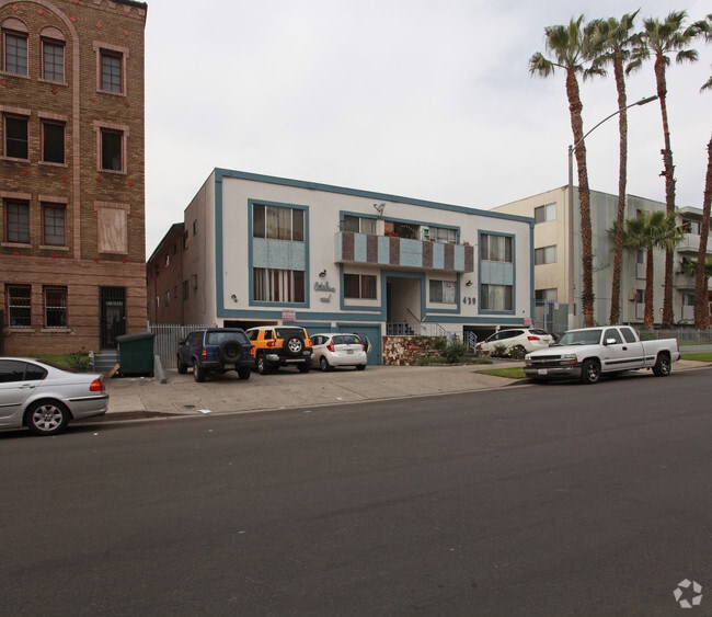 Primary Photo - 439 S Catalina St