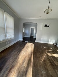 Building Photo - 301 N 17th St
