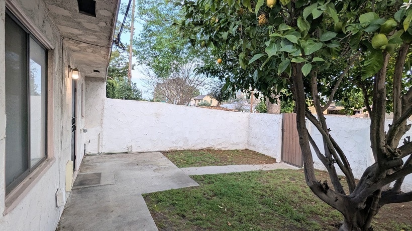 Building Photo - 201 N Florence St