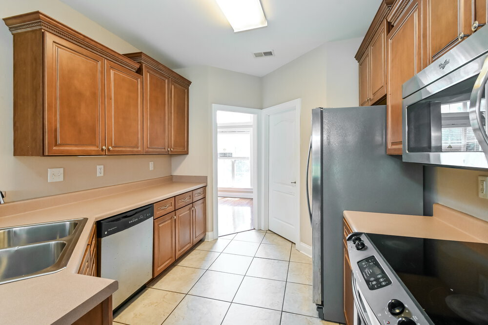 Building Photo - 4869 Rosebrook Cir E
