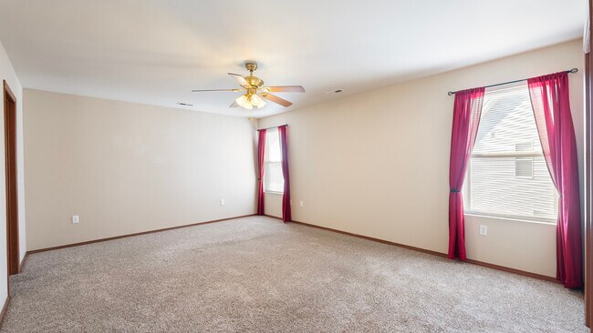 Building Photo - 1605 Kedlin Ln