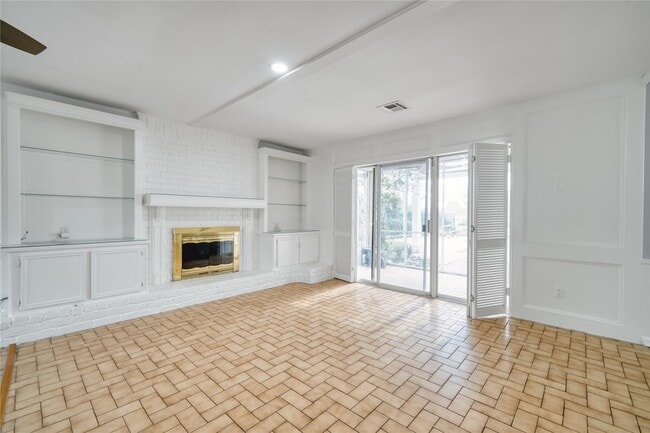 Building Photo - 3114 Cypress Point Dr