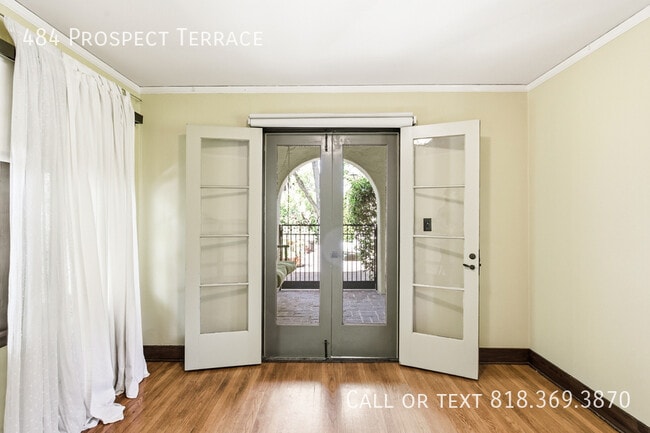 Building Photo - 484 Prospect Terrace