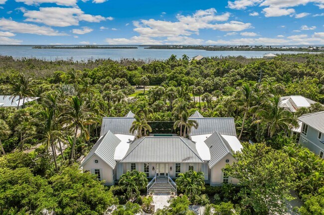 Building Photo - 2310 23rd St W