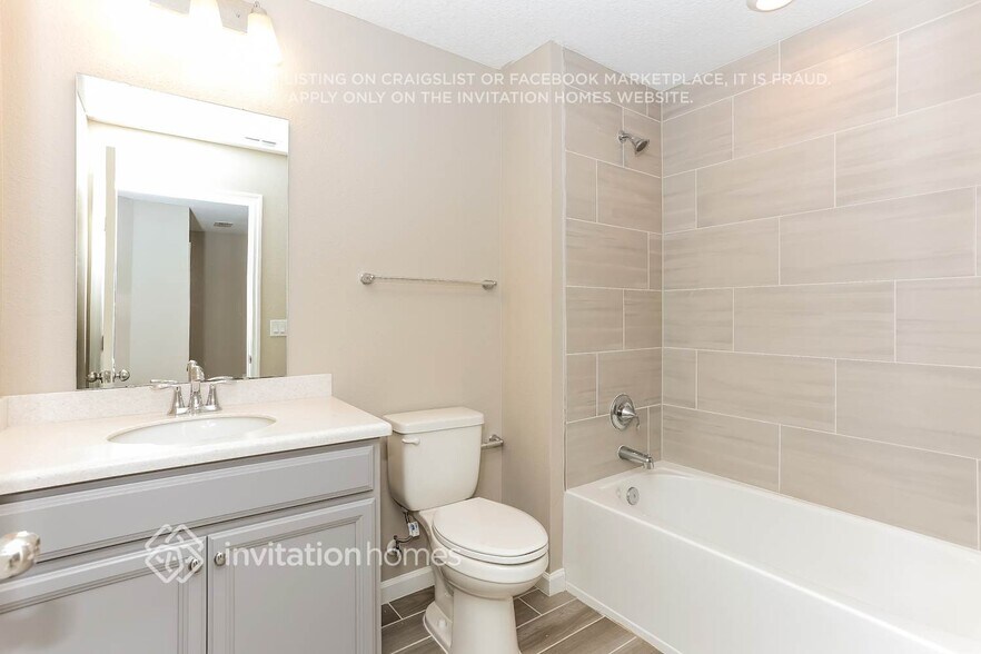 Building Photo - 13304 Shore Grass Dr
