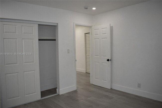 Building Photo - 900 NW 8th Ave