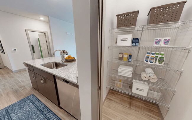 Building Photo - Veneto | 2 Bed 2 Bath | 1282 sf