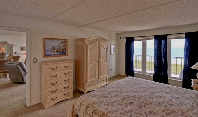 Building Photo - 3900 Gulf Blvd