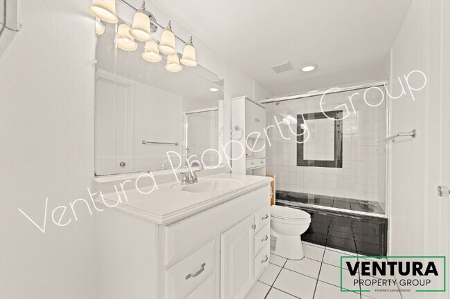 Building Photo - Charming 3-Bedroom Townhouse Oasis in Port Hueneme – Las Palomas