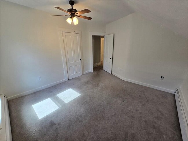 Building Photo - 1019 Victory Hwy