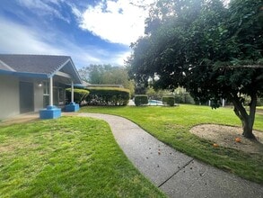 Building Photo - 3742 Orchard Ln