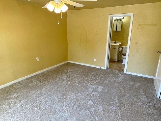 Building Photo - Move In Special!!! First Full Month Free!!!