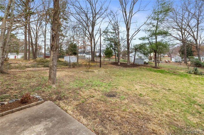 Building Photo - 1724 Lauderdale Dr