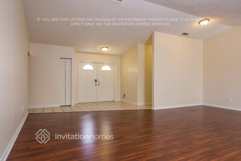 Building Photo - 8211 NW 53rd St